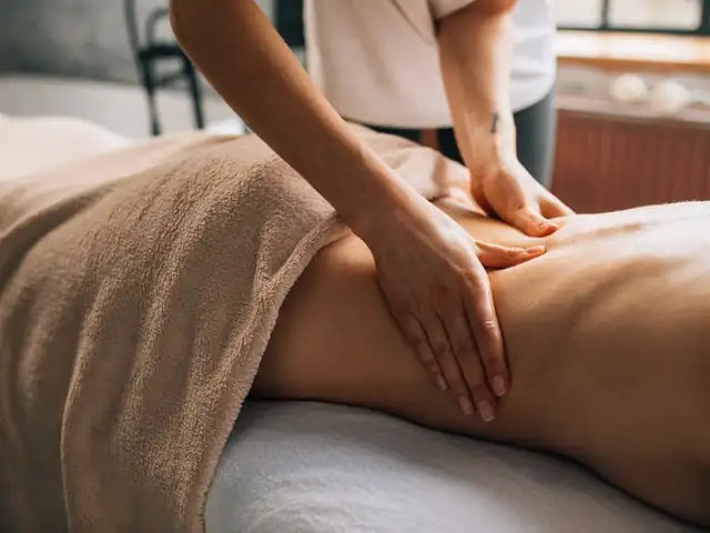 서울 노원구 왁싱 매장 이미지 — 스파 관리실 내부
