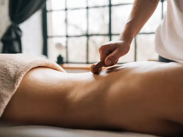 경기 수원시 스웨디시 매장 이미지 — 마사지 관리실 내부