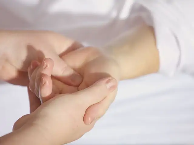 경기 오산시 스웨디시 매장 이미지 — 스파 관리실 내부